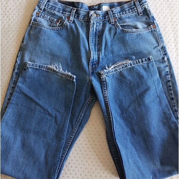 Vintage 550' s Distressed Medium wash jeans 👖 - Picture 10 of 16